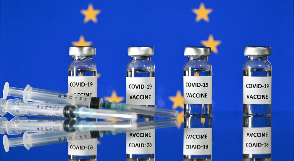 Vaccini-La Commissione EU ha firmato un terzo contratto con Pfizer